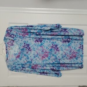 Mesh top with 3/4 sleeve